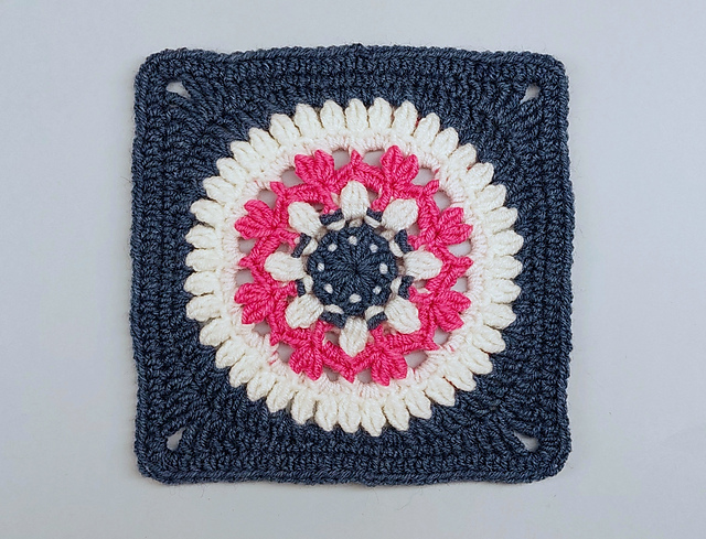 366 days of granny squares / Day 48