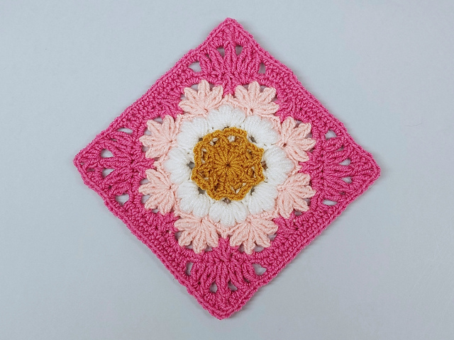 366 days of granny squares / Day 57