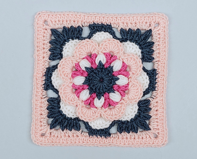 366 days of granny squares / Day 84