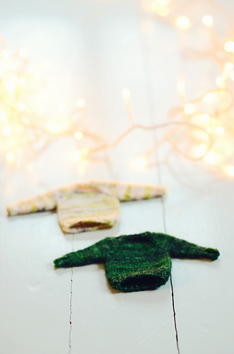 Teeny Tiny Holiday Sweater photo 1