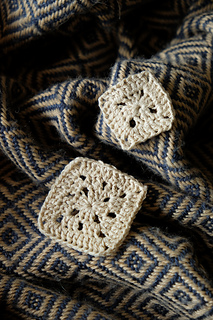 Depending on the size chosen, you'll work different granny squares.