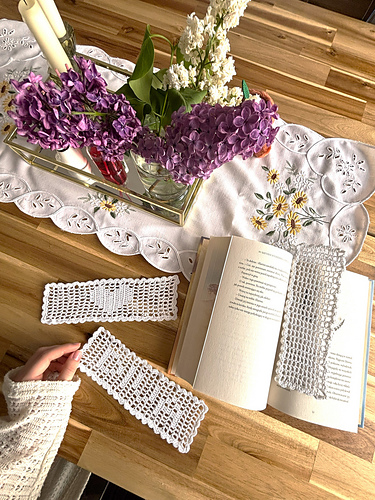 Diva bookmark