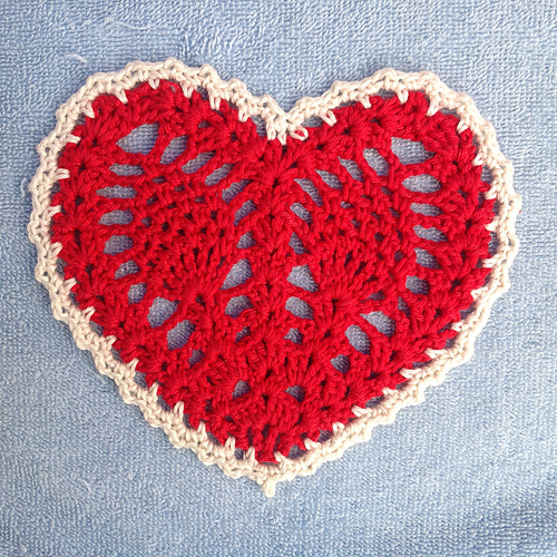 Ravelry Heart Crochet Hot Pad pattern by FreeCraft Unlimited