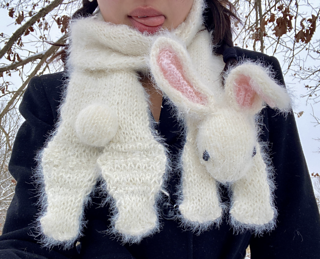 A slightly upsized version made by casting on more stitches initially!