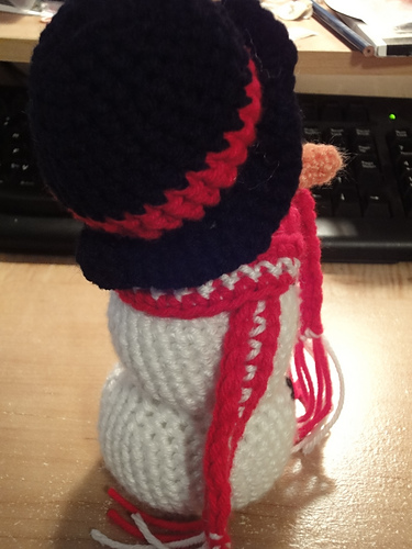 Amigurumi Three Snowball Snowman with Hat & Scarf photo 3