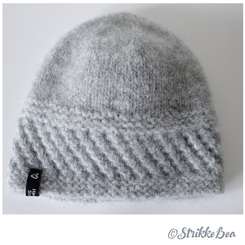 Spildra Lue og Pannebånd - StrikkeBea