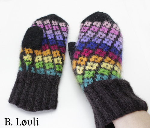 Ravelry: BlomsterPrakt pattern by StrikkeBea