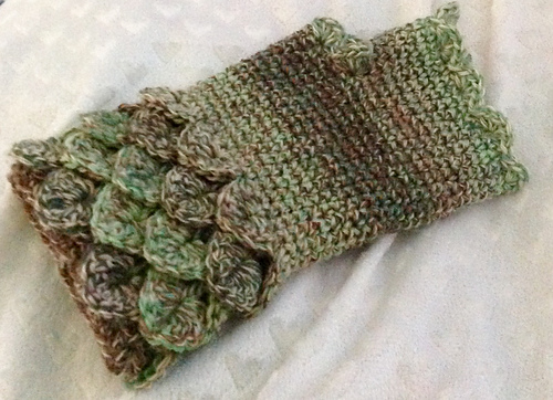 Crocodile Mittens photo 3