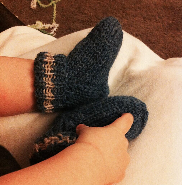Ravelry Baby Socks Worsted/DK version pattern by Kate Atherley