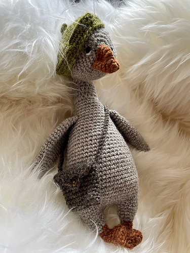Goose farmer - bywonderfullyknit