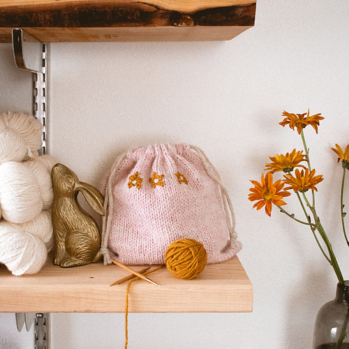 Dahlia Drawstring Bags photo 2