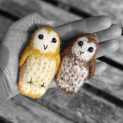 tiny_barn_owls_hand_knit_4_ply