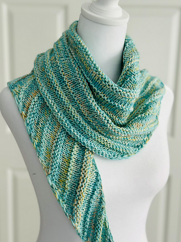 Quaker Yarn Stretcher Boomerang - byxstitch