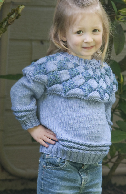 Sweater pattern by Betty P Balcomb