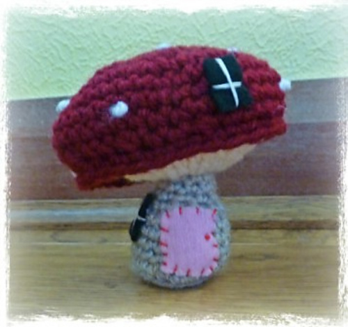 Fairy Toadstool House photo 6