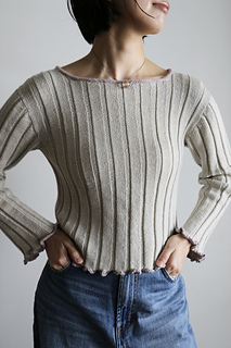 Sample 1: knitted in a full-length sleeve. yarn: (MC) parade from amirisu