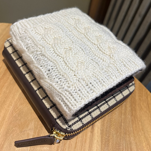 Plait & Rib Cabled Notebook Sleeve