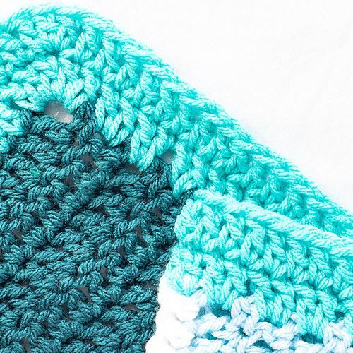 Ravelry Double DC Blanket pattern by Alex DellAringa