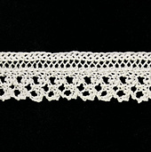 Three of Clubs edging