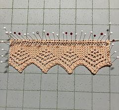 This edging can be blocked to points, if preferred!
