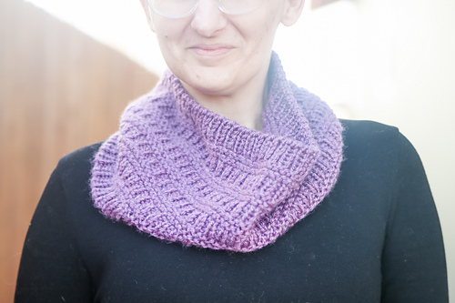 Peace Cowl photo 3