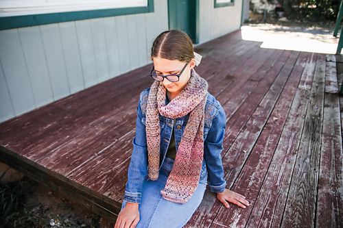 Sarah Scarf photo 10