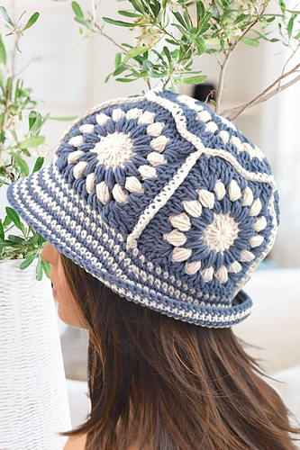 帽子 soonerorlater Hand-knitted Bucket Hat Hand-knitted Bucket Hat Available from 9/19 No time to blink