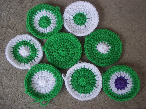 Circles in Squares Solid Grannies photo 3